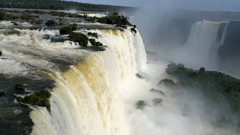 Brezilya'nın Ünlü Şelalesi, Iguazu Şelalelerinin Brezilya Tarafından Görünüşü