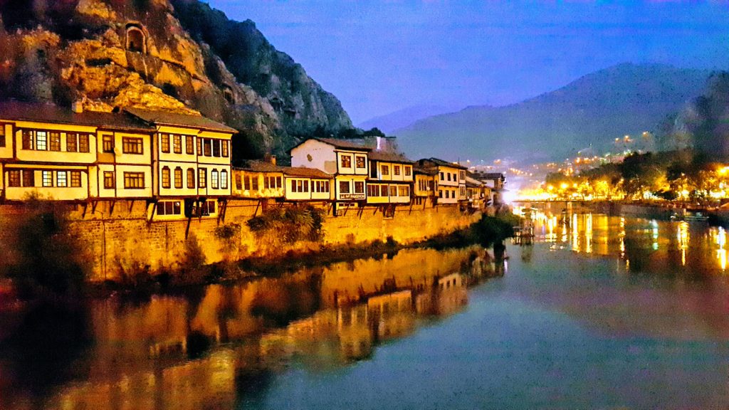 Şehzadeler Şehri Amasya 'dan sabah saatlerinden bir görüntü