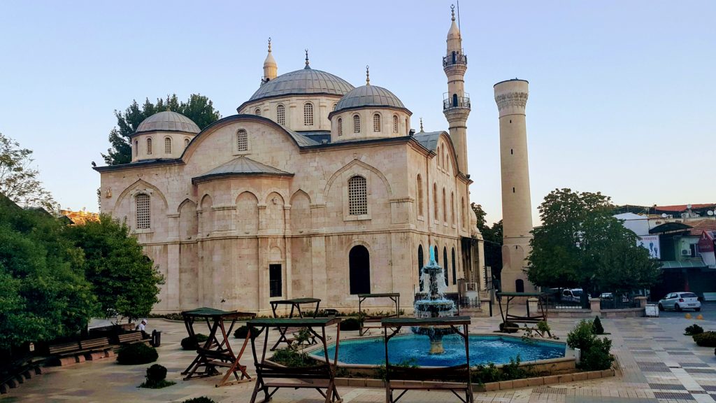  Yeni Cami (Hacı Yusuf Camii)