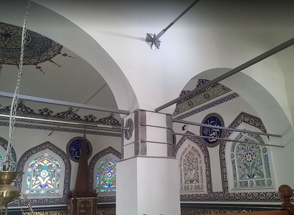İstiklal Caddesi 'nin tek camisi, Ağa Cami İç Mimari Yapısı