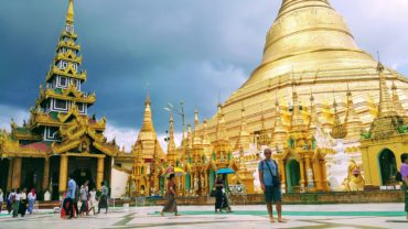 Yangon Shwedagon Tapınağı
