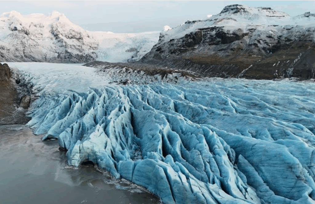Svinafellsjökull Buzulu