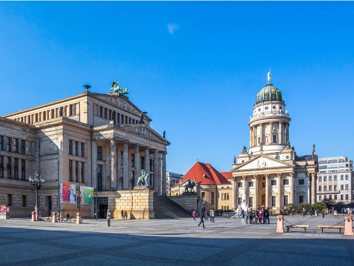 Gendarmenmarkt Meydanı, Berlin Gezilecek Yerler