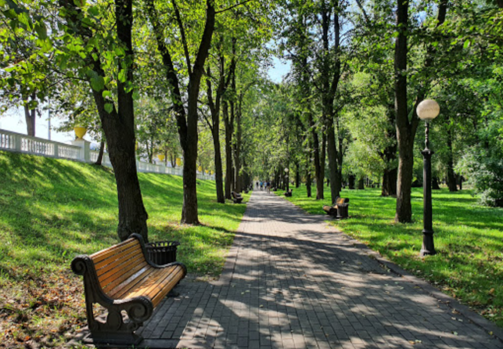 Gorki Park, Minsk Gezilecek Yerler