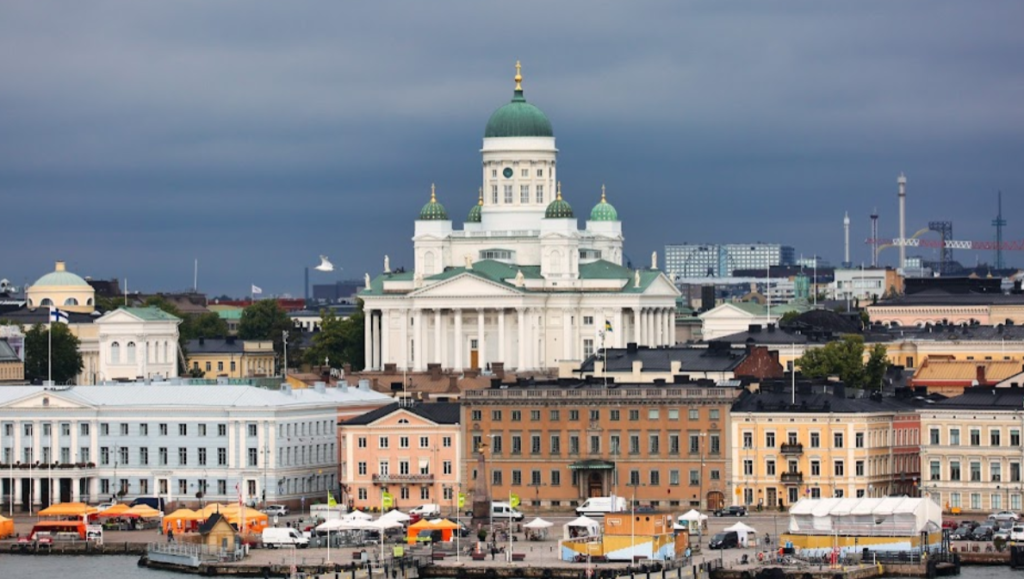 Helsinki Kadetrali, Helsinki Gezilecek Yerler