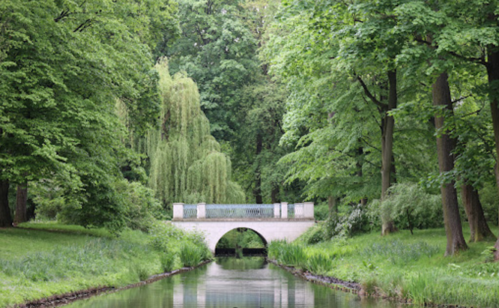 Lazienki Park, Varşova Gezilecek Yerler