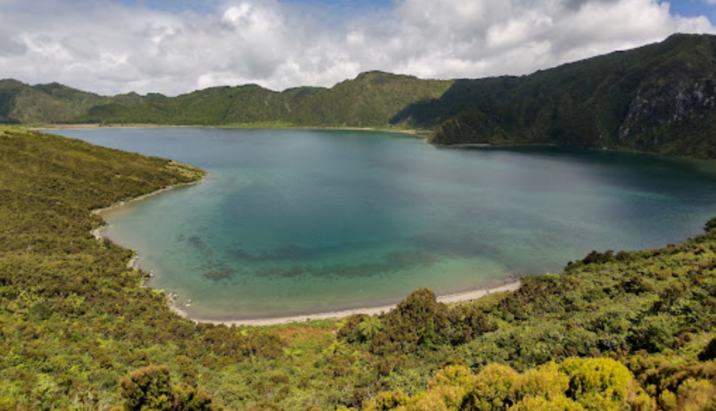 Lagoa do Fogo 