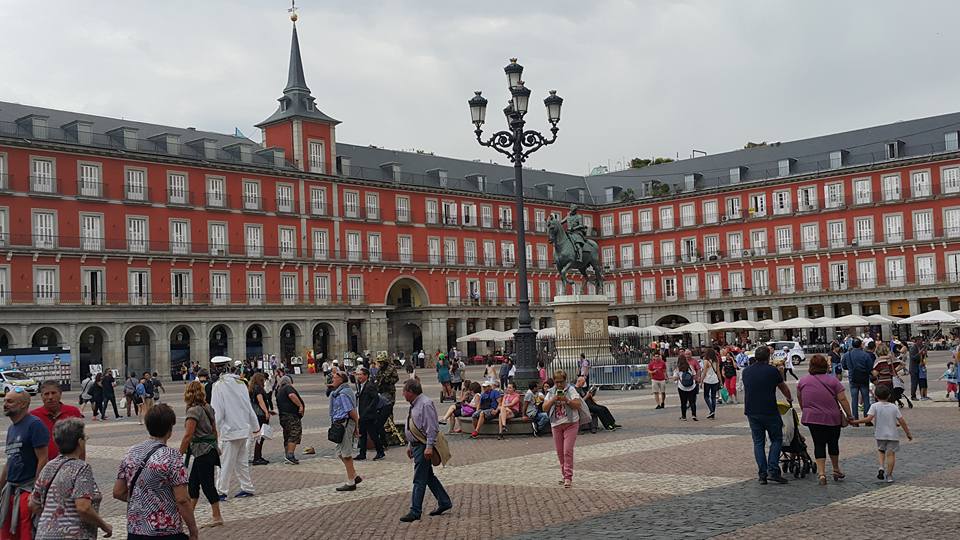 Madrid Gezilecek Yerler, Plaza Mayor