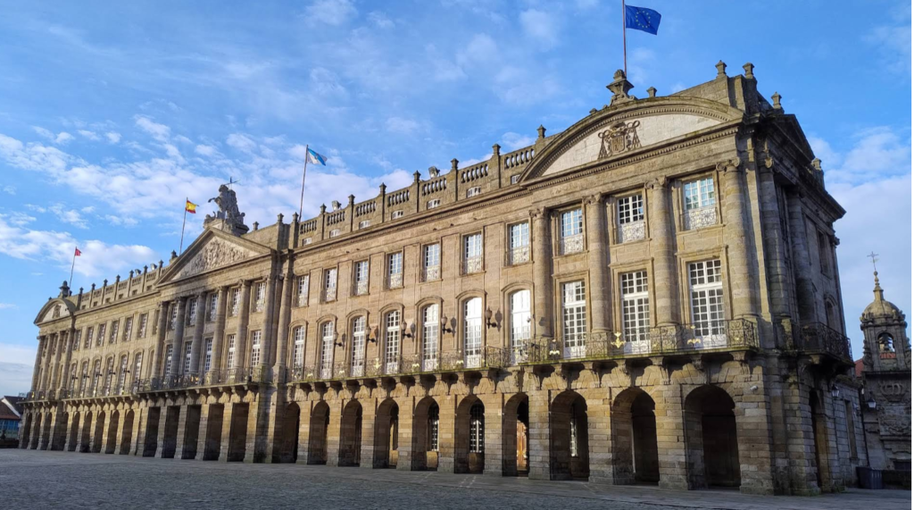 Santiago de Compostela Gezilecek Yerler, Pazo de Raxoi