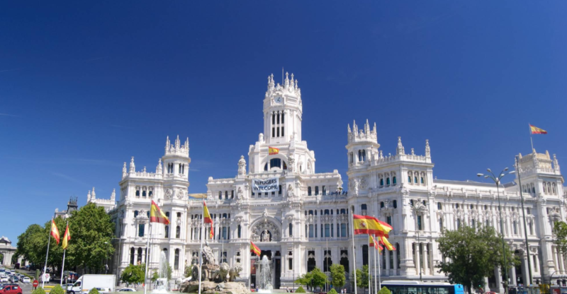 Plaza de Cibeles ve Kibele Sarayı