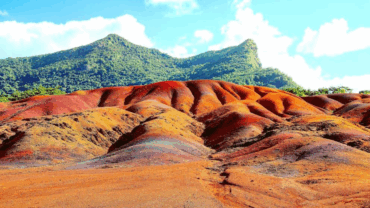 Yedi Renkli Topraklar (Seven Coloured Earths)