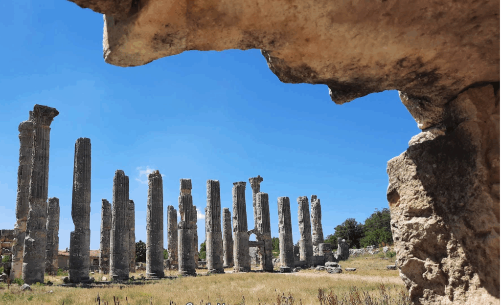 Mersin Gezilecek Yerler, Uzuncaburç Antik Kenti