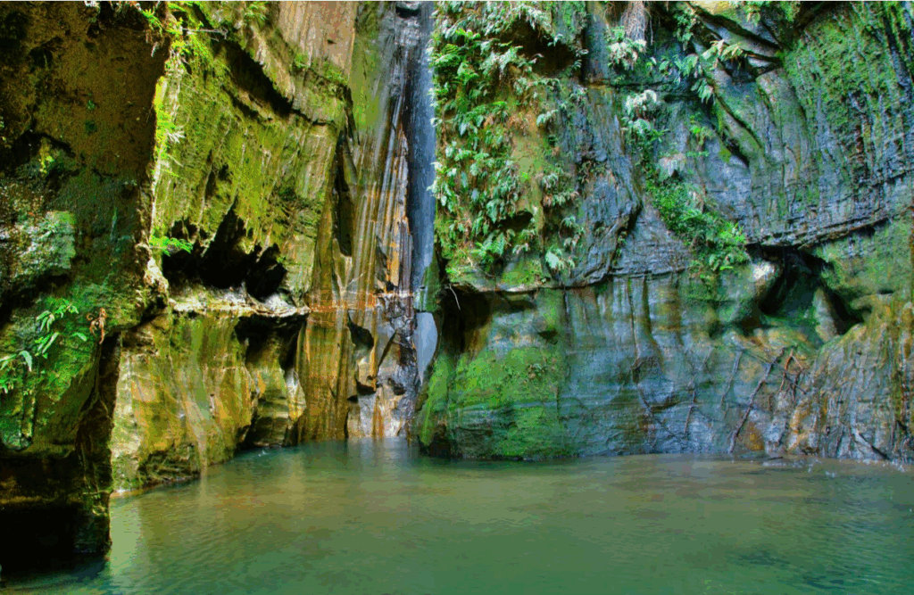 Madagaskar Gezilecek Yerler, Isalo Milli Parkı
