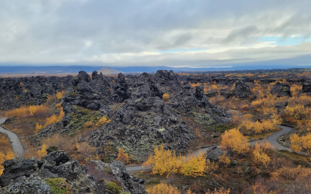 İzlanda Gezilecek Yerler, Dimmuborgir