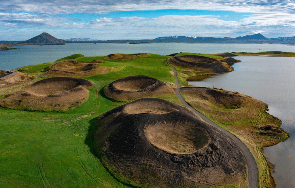 İzlanda Gezilecek Yerler, Skútustaðagígar